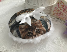 Load image into Gallery viewer, large powder puff for cat lovers gift kitty talcum powders Luxe Puff