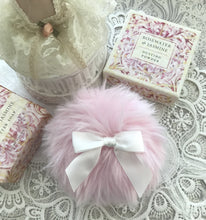 Load image into Gallery viewer, Large dusting powder puff pouf applicator Pink Fur - MerryBath.com

