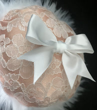 Load image into Gallery viewer, Large dusting powder puff Peach lace 5&quot; - MerryBath.com
